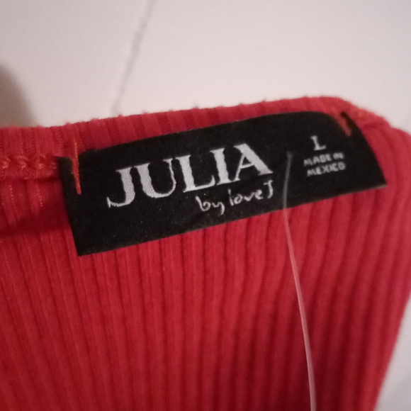 (Clearance) NWOT "Thank you enjoy" red ♥️ crop top - Picture 3 of 3